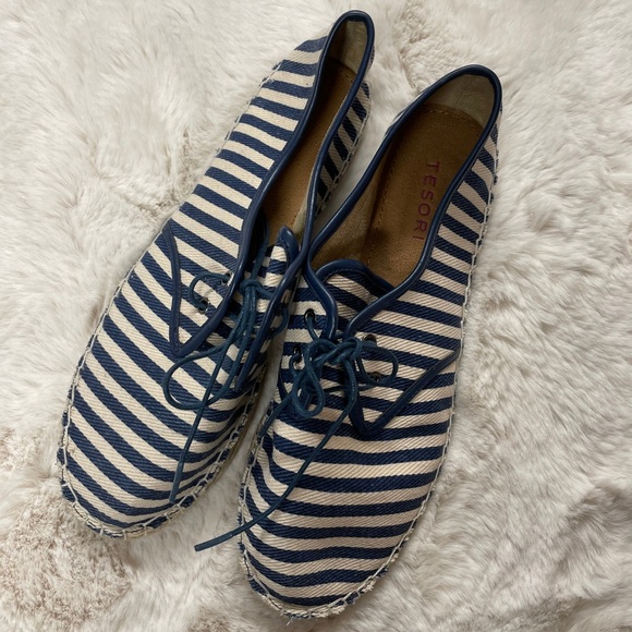 NEW Tesori nautical Canvas Espadrille sneaker sz 8 - Picture 6 of 9